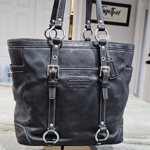 Coach Black Leather Tote Bag - Picture 1 of 16